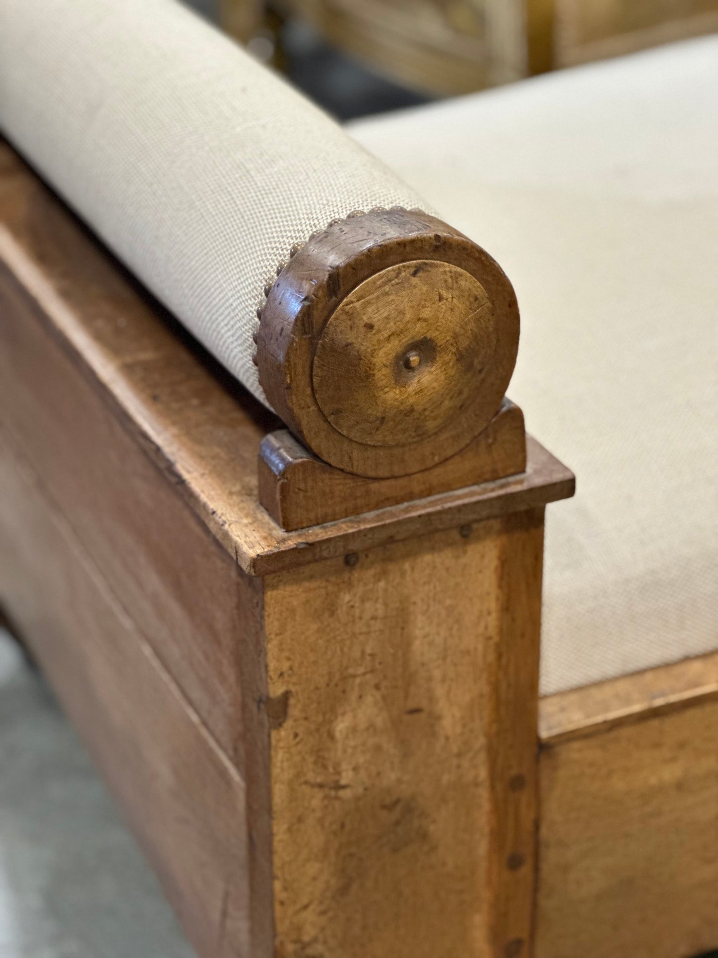 French Monaco Birds Eye Maple Recamier -1920s