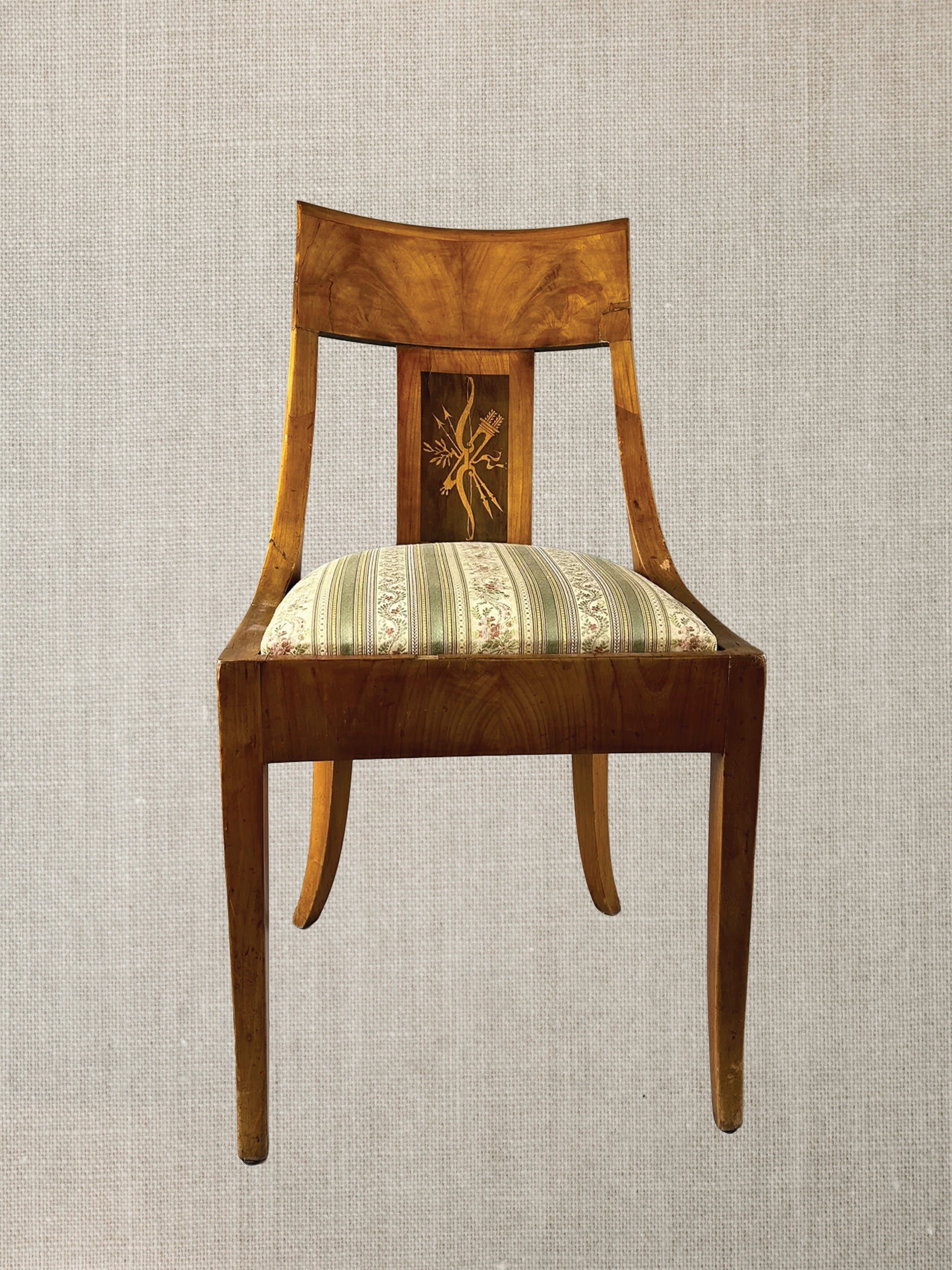 Napoleon III Walnut Dining Chairs With Satin Wood Inlay - Set of 4