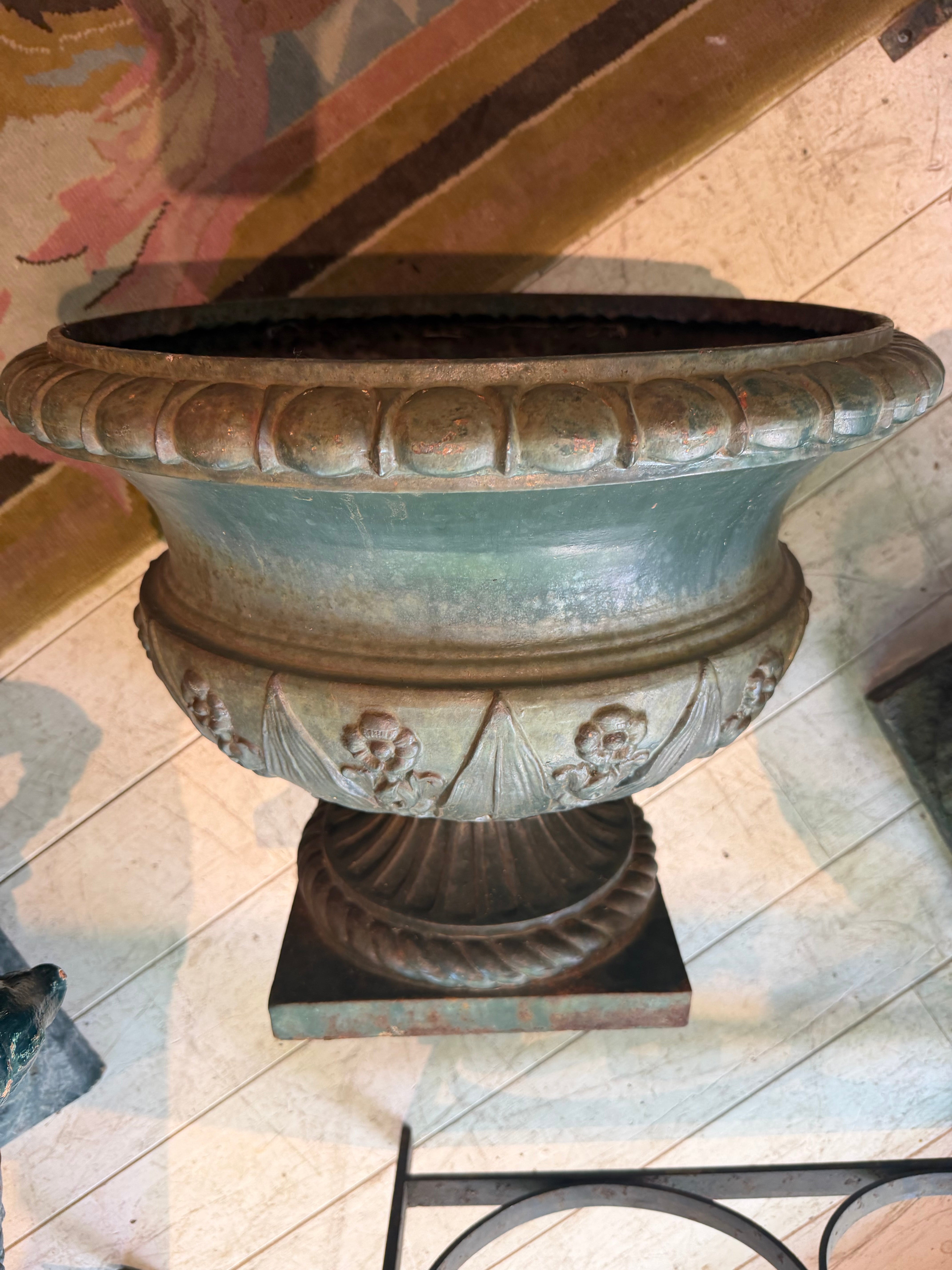 Fontainebleau Style Lead Urn
