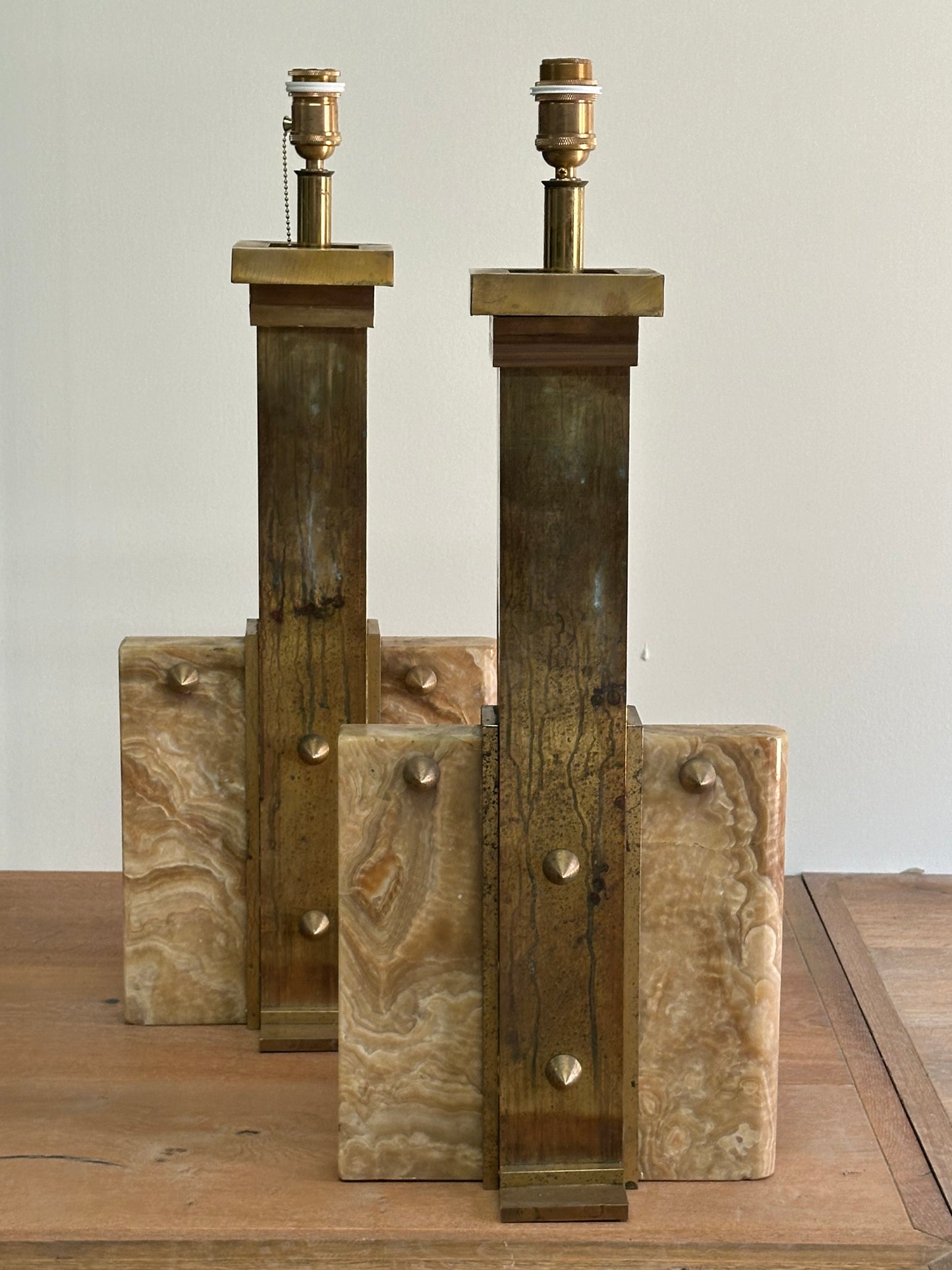 Italian  Midcentury Stone And Brass Studded Lamp