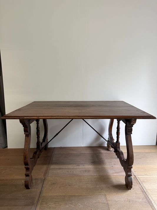 Spanish Walnut Trestle Table c1780