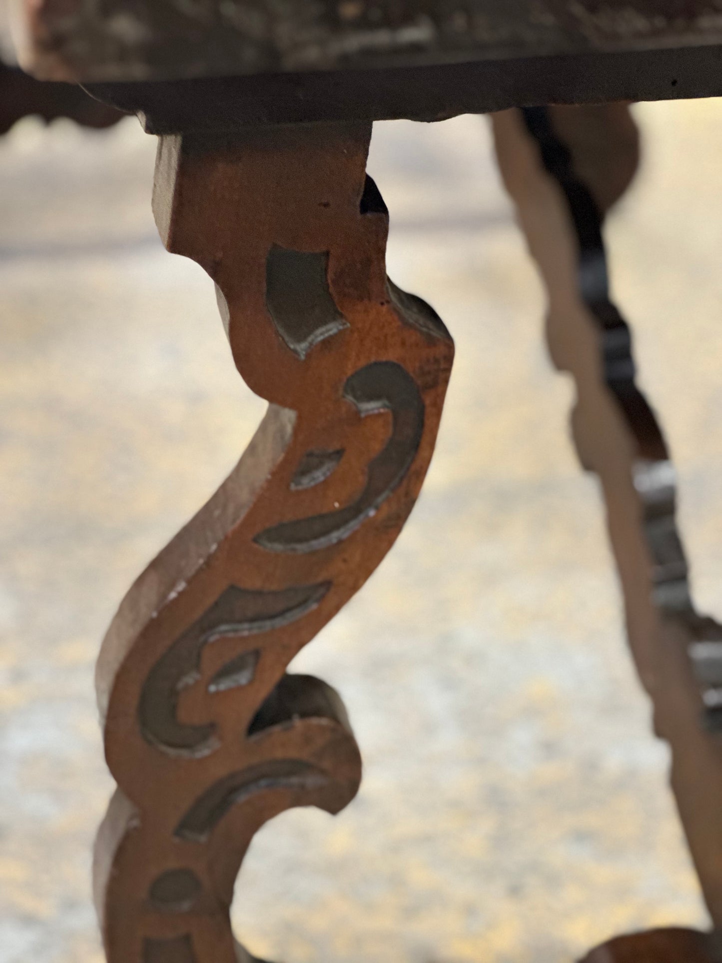 Italian Walnut Table c1800