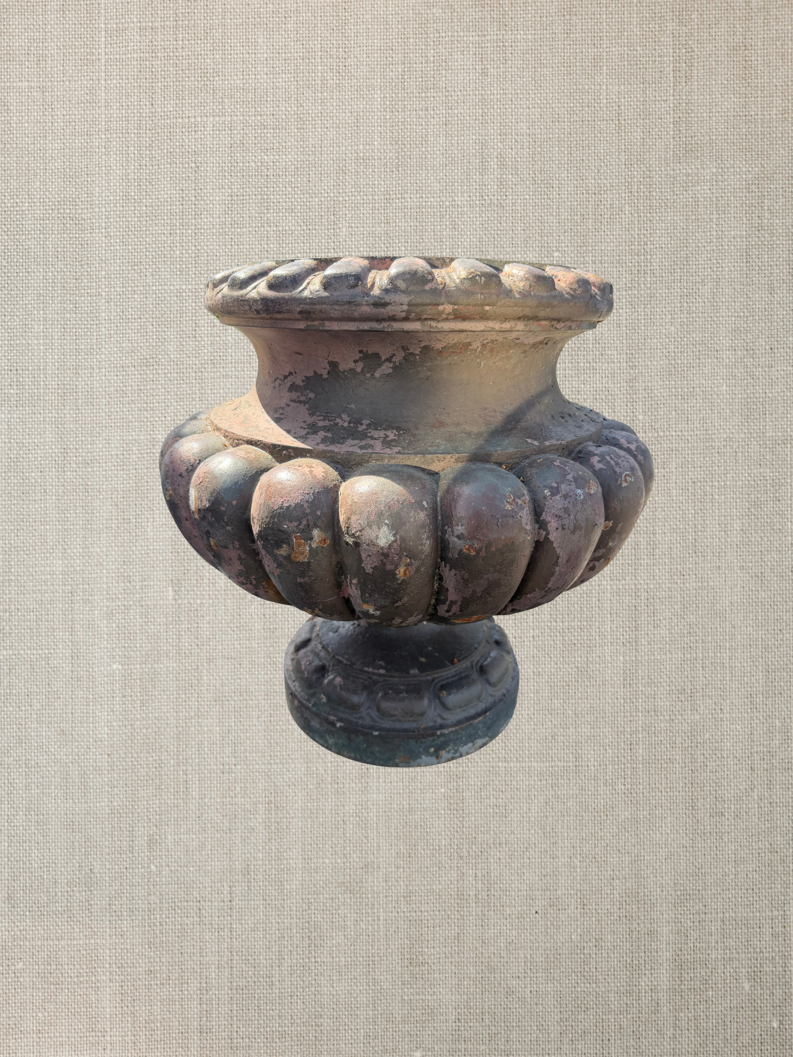 Lead Round Pot - France