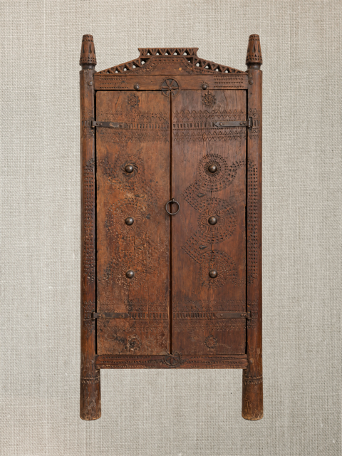 Spanish Carved Oak Cabinet - 18th Century